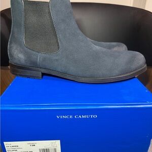 Vince Camuto Men's Lieven Suede Chelsea Boots Scout Tan 13M New in the box